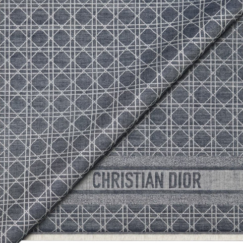 CHRISTIAN DIOR